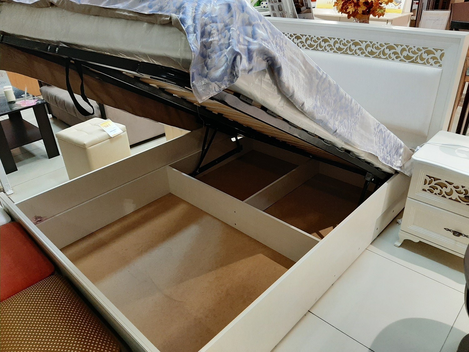 Krovat-Livadiya-L8-140-s-PM-4