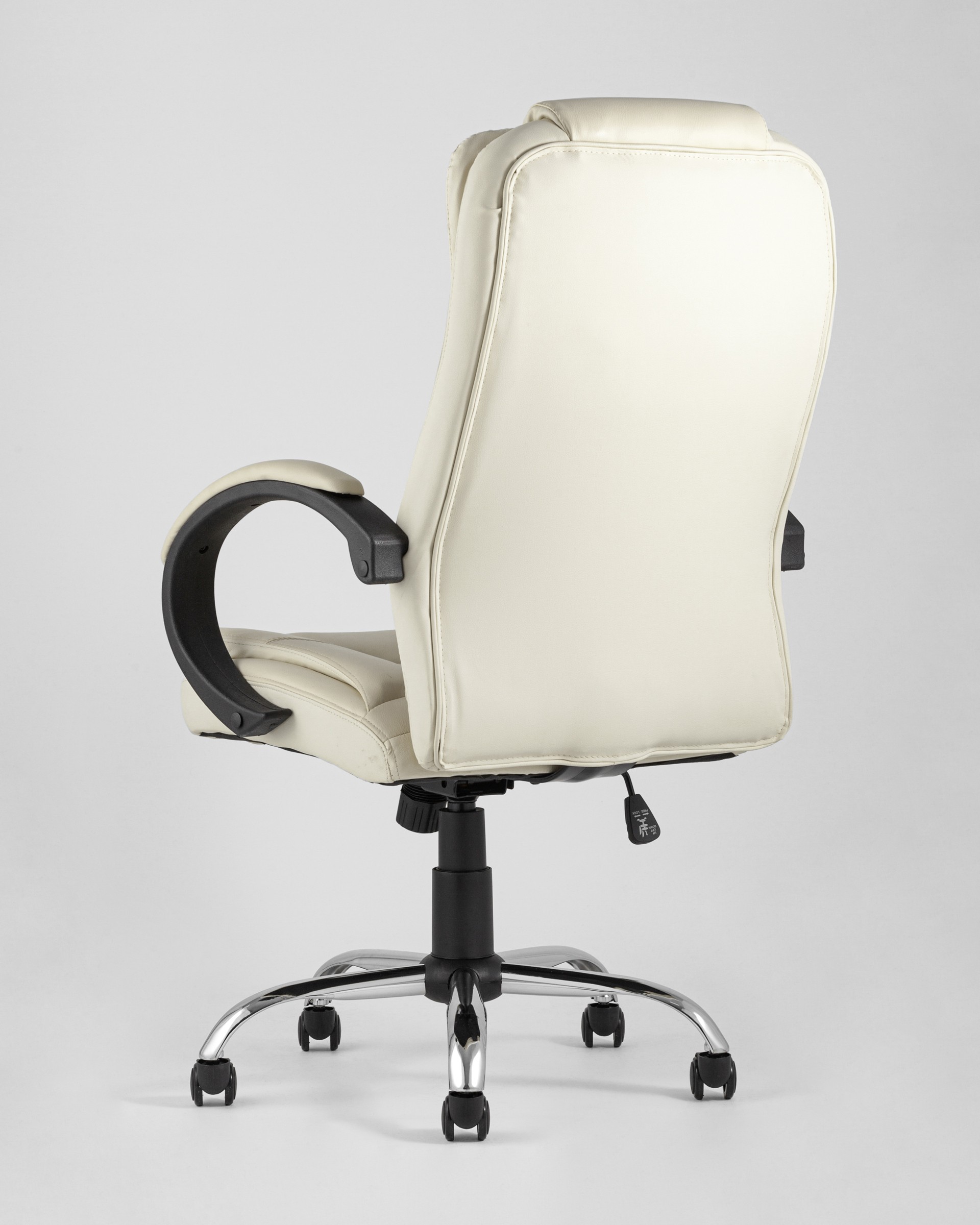 kreslo-rukovoditelya-topchairs-atlant-bezhevoe__5_