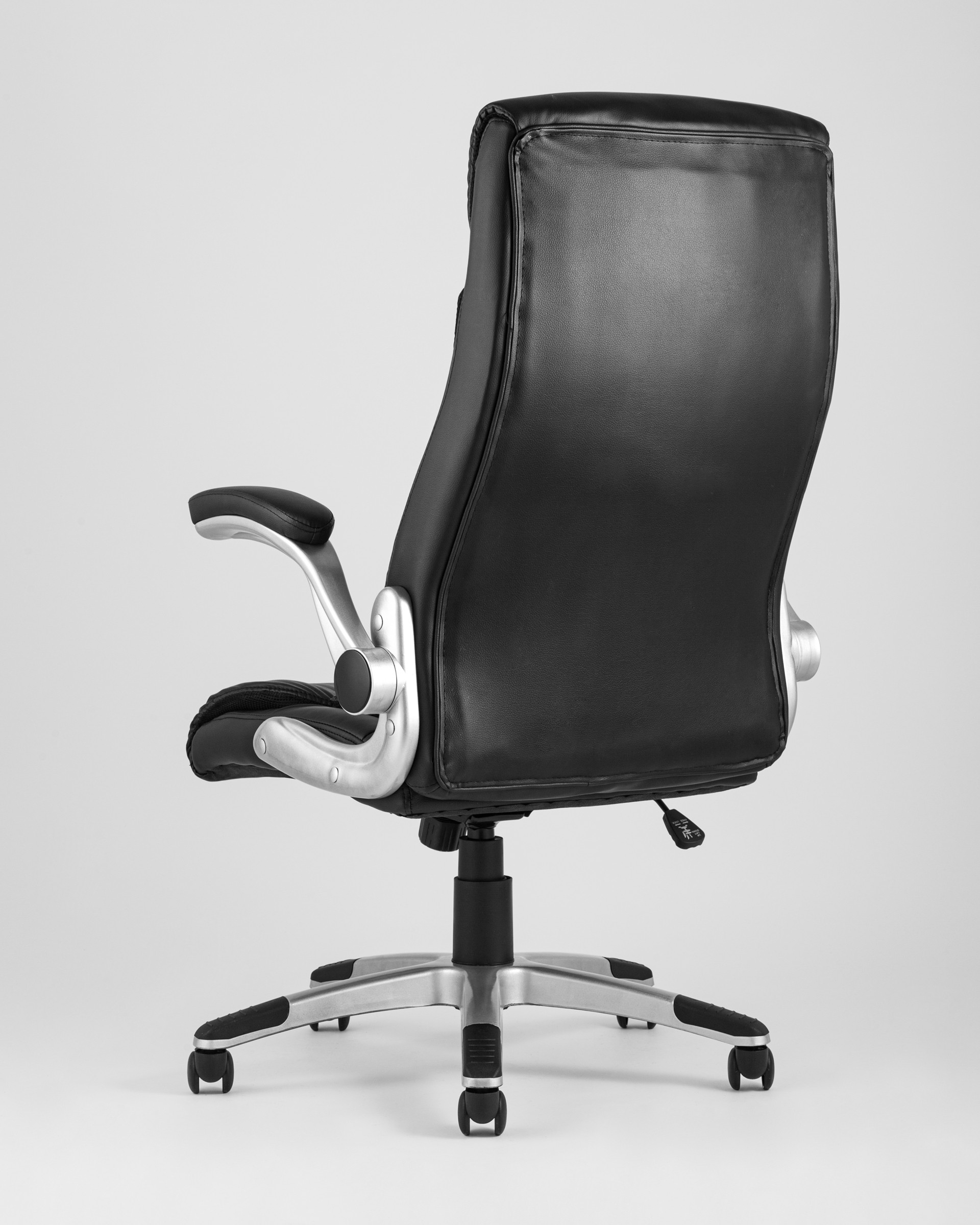 kreslo-rukovoditelya-topchairs-force-chernoe__5_