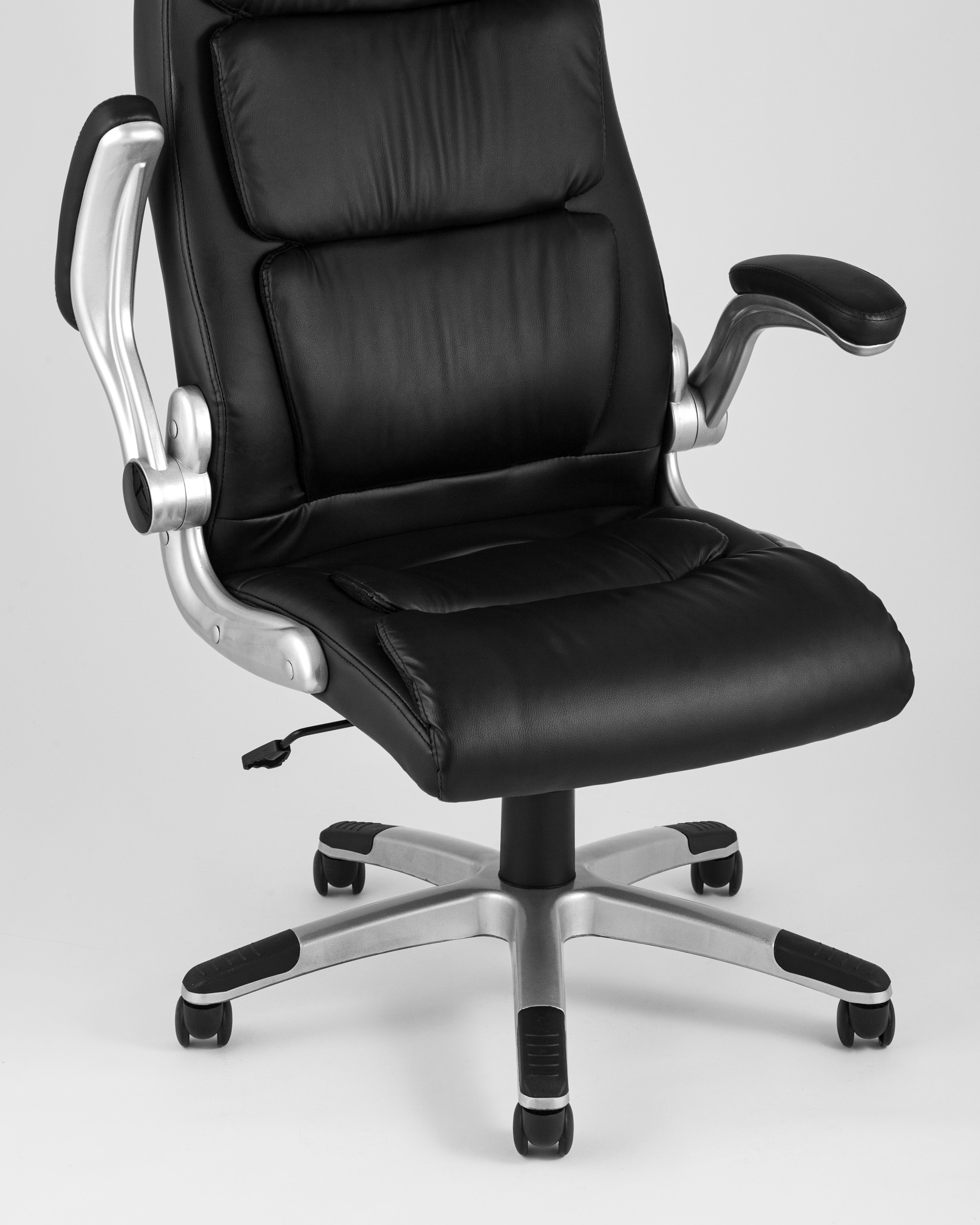 kreslo-rukovoditelya-topchairs-force-chernoe__7_