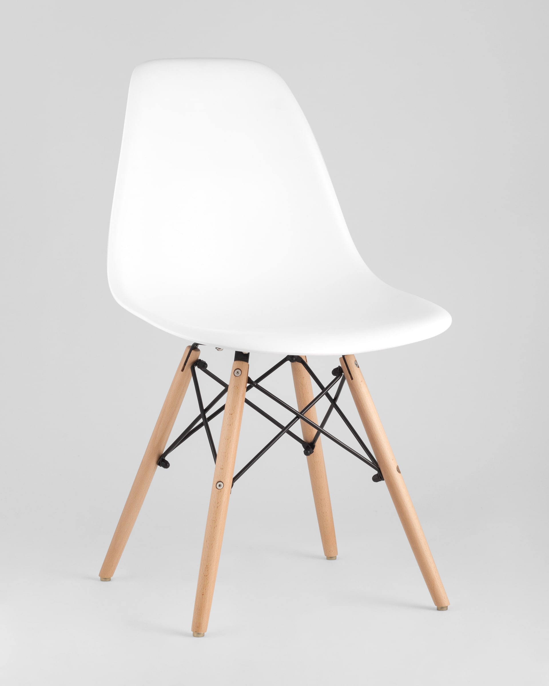 Stul_Eames_DSW_belyj__2__Gray_j02j-rn
